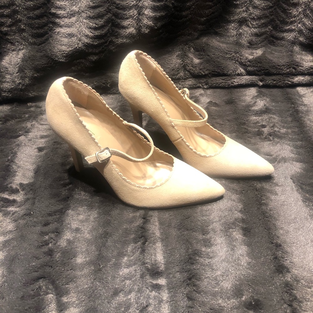 Loft Heels Size 5.5
